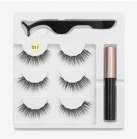 Pairs Of False Eyelashes With Magnets In Fashion