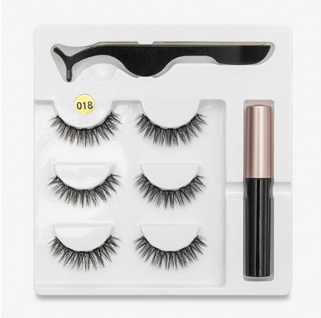 Pairs Of False Eyelashes With Magnets In Fashion